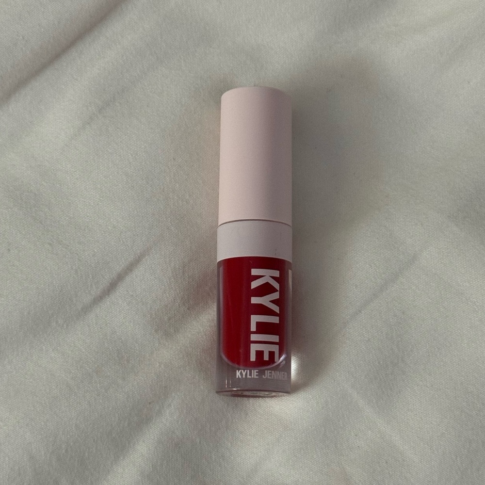NWT Kylie Liquid Matte Lipstick